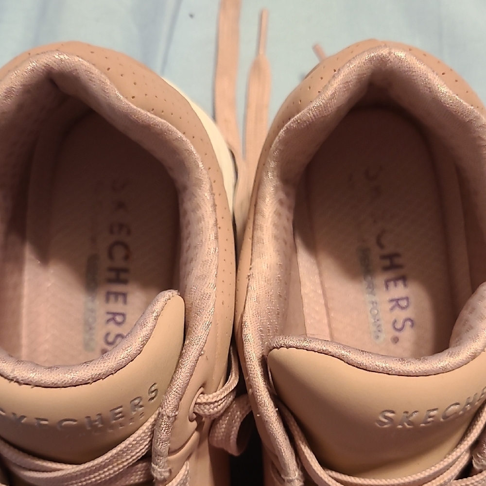 Skechers Women's Uno Blush Sneakers - Picture 3 of 10